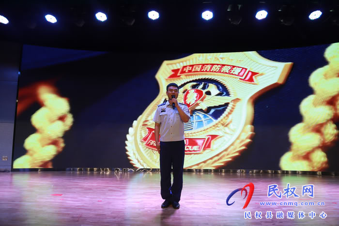 黨的創(chuàng)新理論宣講暨“出彩河南人”楷模發(fā)布廳走進民權(quán)